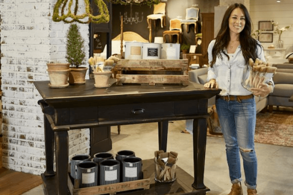 Joanna gaines coffee table decor