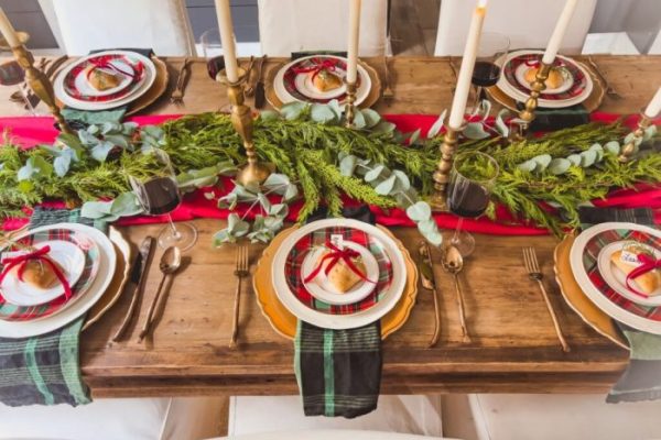 Holiday table top decor