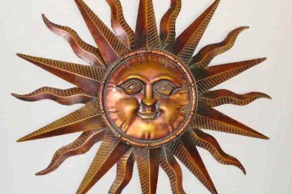 Metal wall decor sun