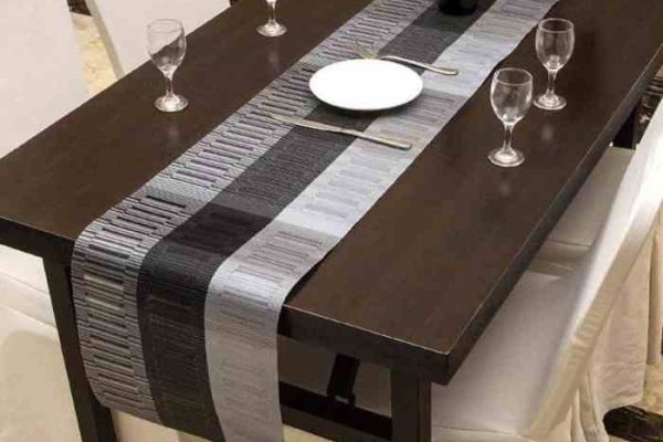 Table runner decor ideas