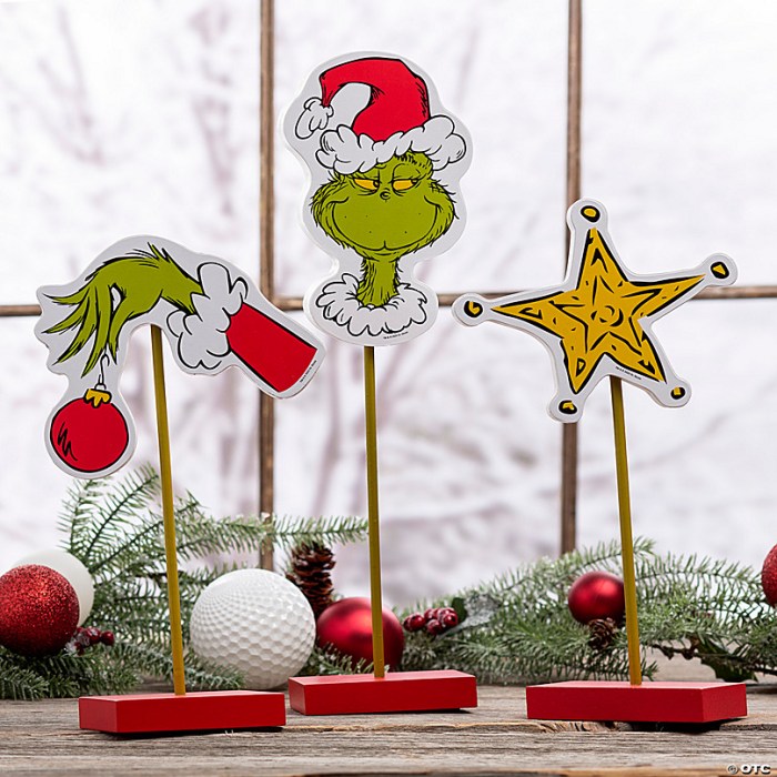 Grinch framed wall decor