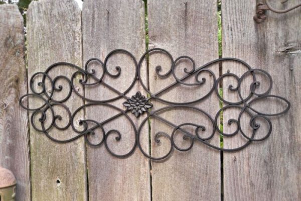 Outdoor rod iron wall decor