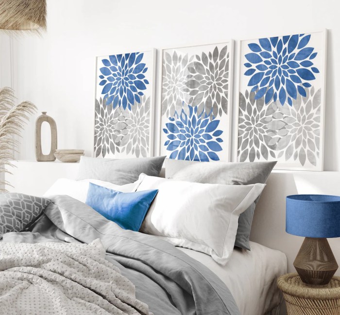 Blue grey wall decor