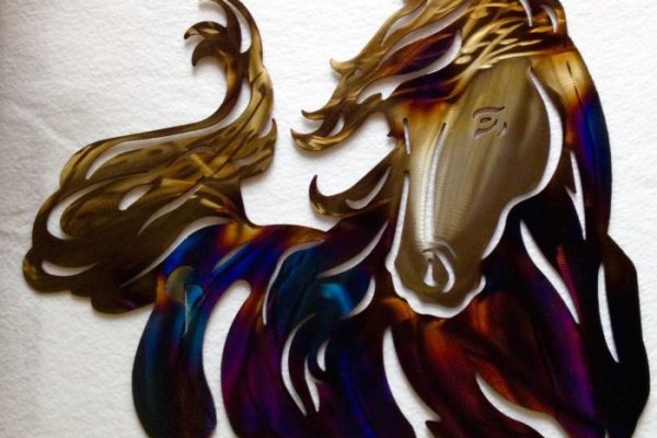 Metal horse wall decor