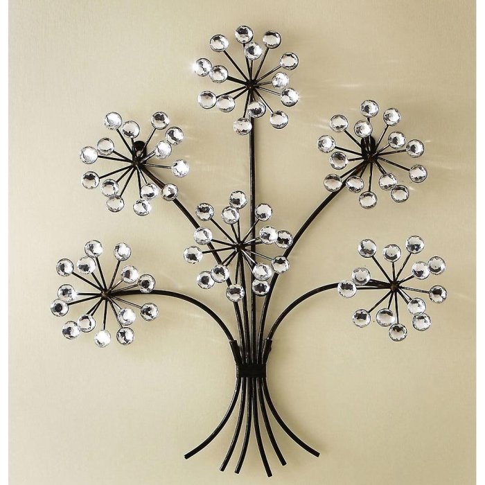 Metal and wood wall decor